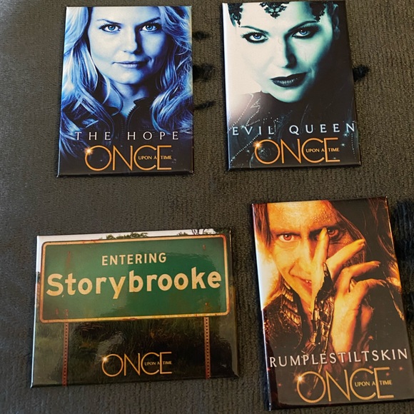 Magnets from Once Upon a Time tv show - Picture 1 of 1